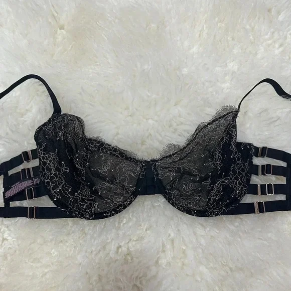 Victorias Secret | Sexy Strappy Underwire Unlined Demi Lace Bra | Size: 36DD - Picture 7 of 8